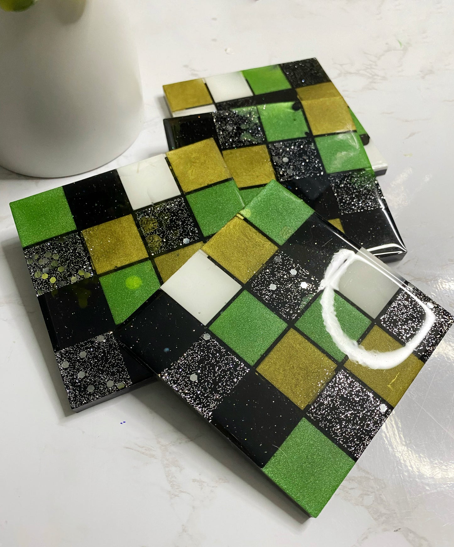 Black and Green Checkerboard Resin Coaster Tray